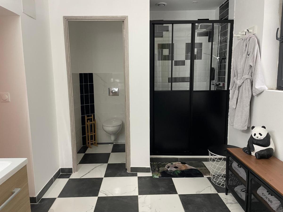 Reve De Panda Avec Sauna Et Jacuzzi Privatif Abrest Exterior photo